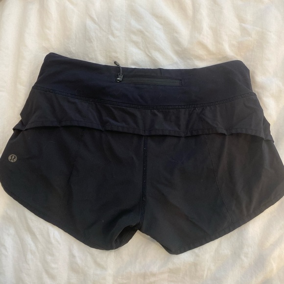 LULULEMON SPEED UP SHORTS 2 1/2 INCH INSEAM - Picture 3 of 4